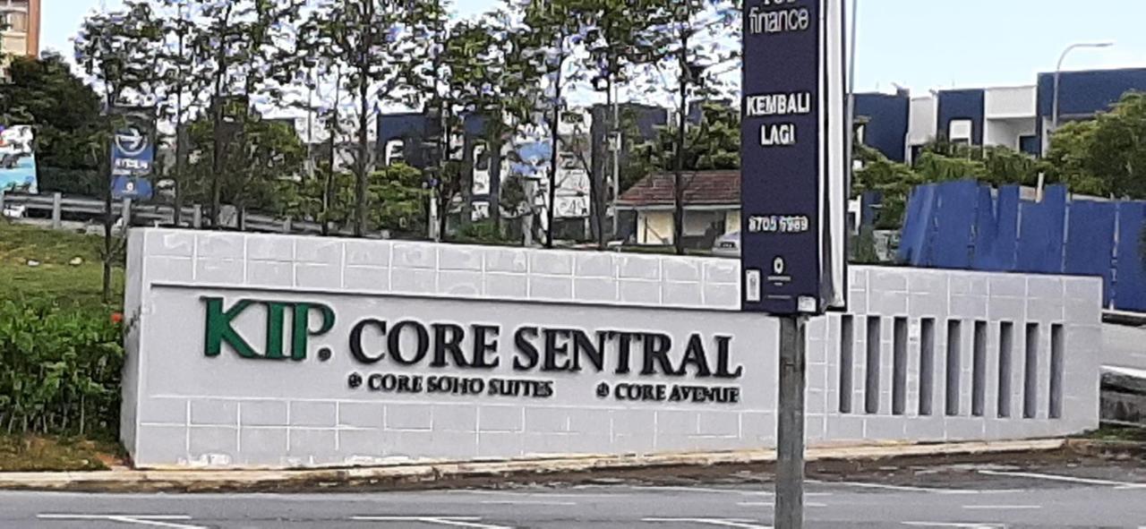 Cozystay @ Core Soho Suite Klia Sepang Exterior foto